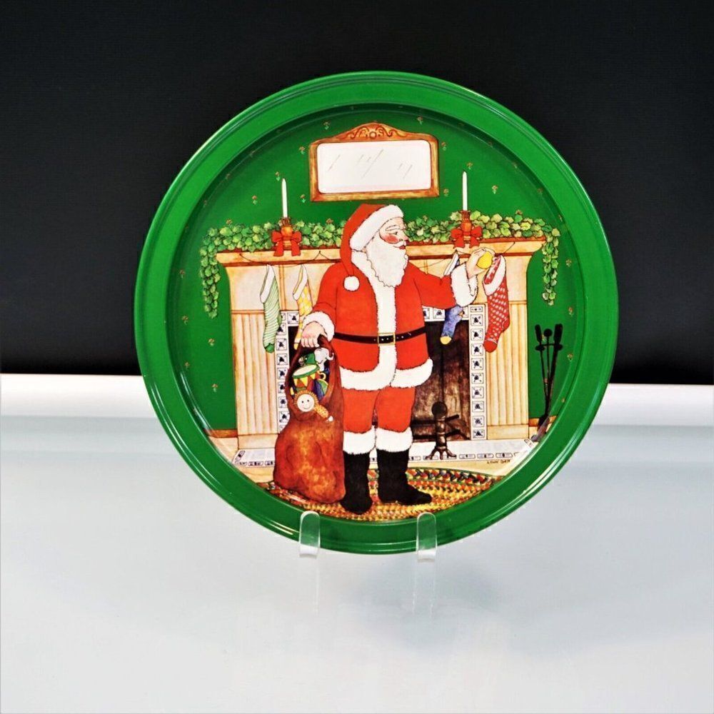 1980s Lynn Gates Vintage Christmas Tin Tray Santa Claus Gifts